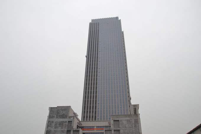 (隔墻)悅來重慶傳媒中心.jpg